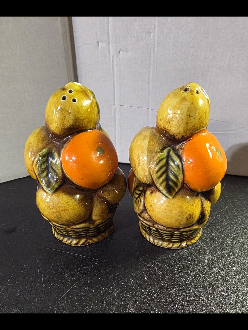 Vintage Inarco Ceramic Orange Spice Salt Pepper Shakers
by Inarco (Japan)